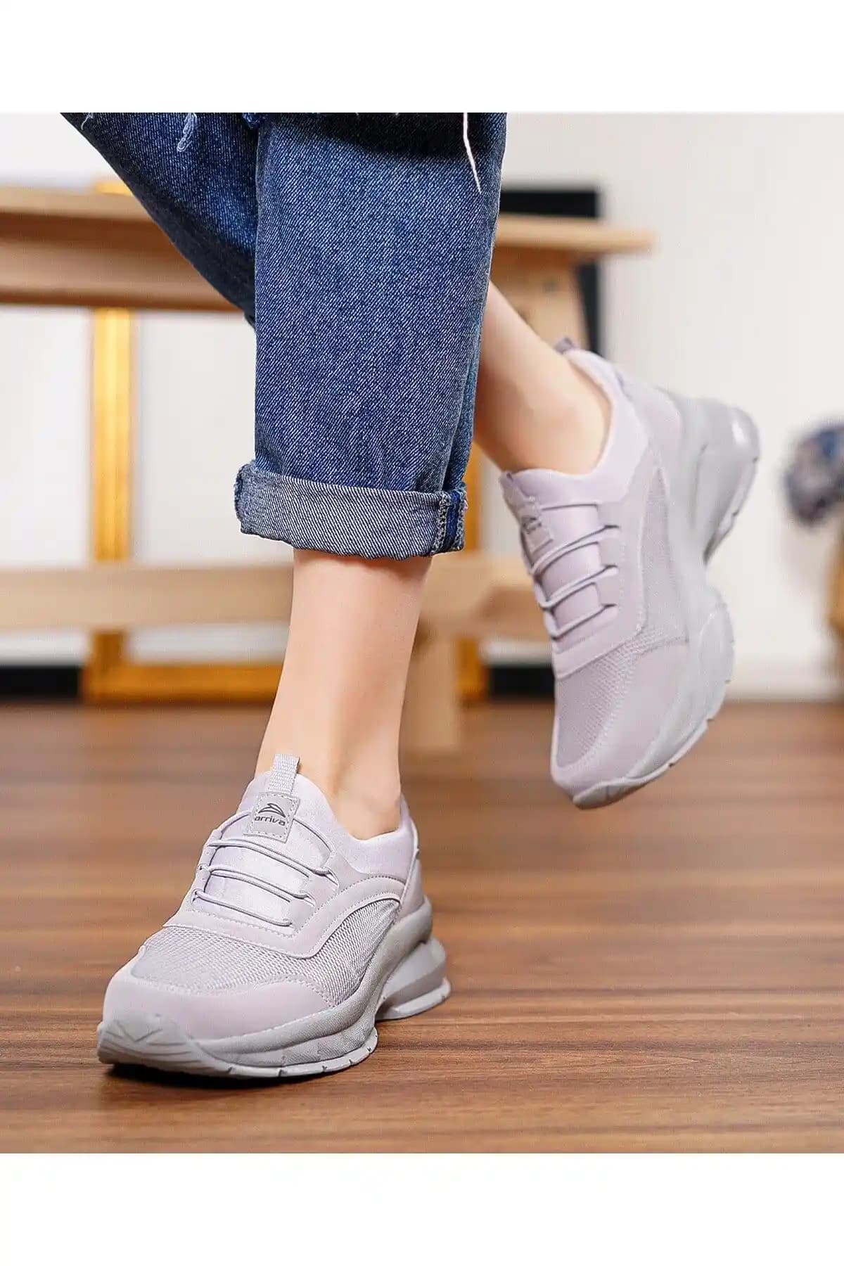 LETAO Kadın Günlük Spor Sneaker: Konfor ve Şıklığı Bir Arada Sunan Modern Tasarım