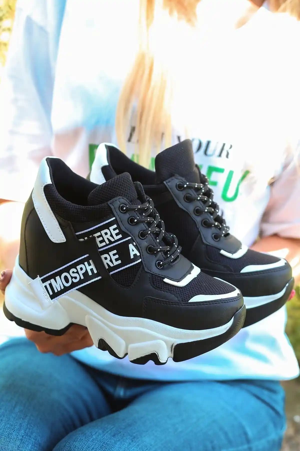 LEYDİ SHOES Spor Ayakkabı: Modern Tasarım ve Konforun Buluştuğu Günlük Kullanım Ayakkabısı