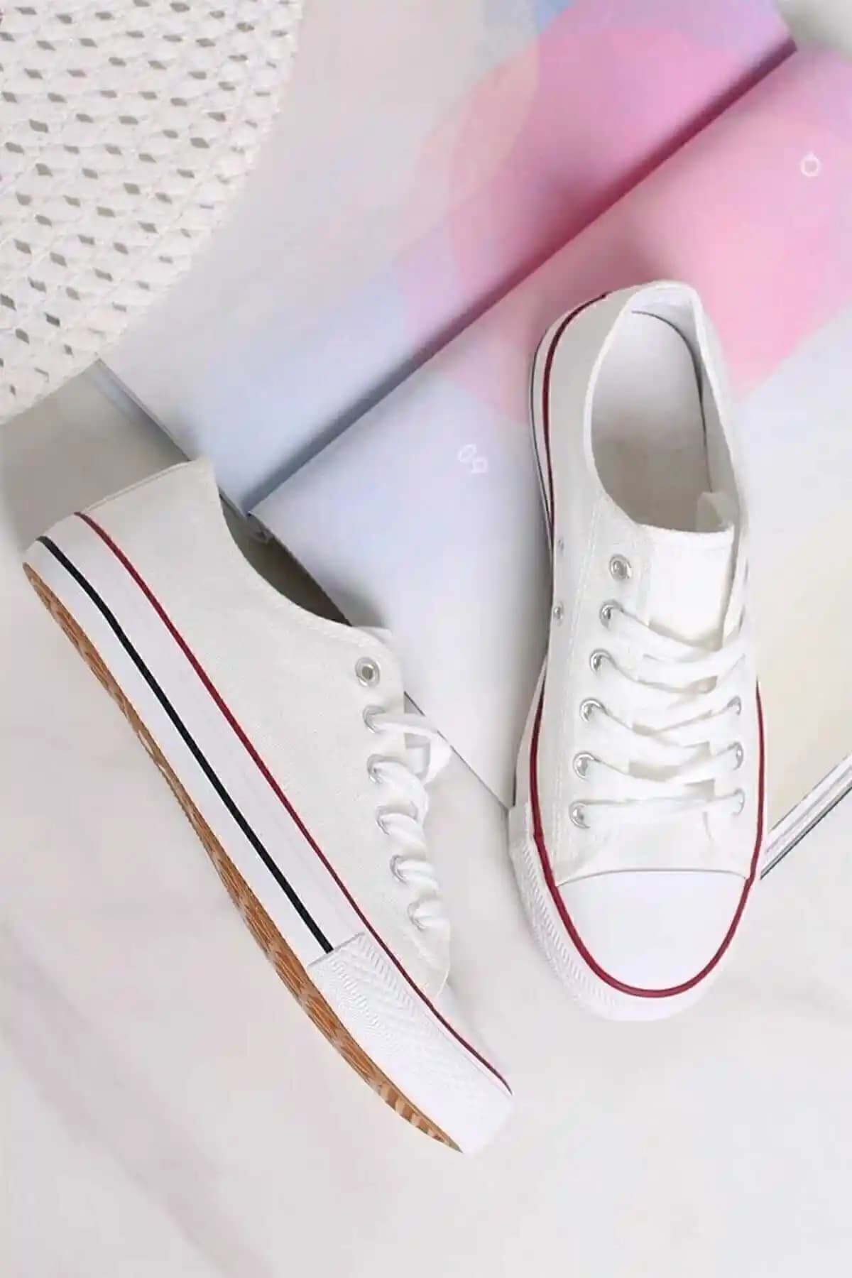 Lideral Unisex Spor Ayakkabı: Günlük Şıklık ve Rahatlık Sunan Modern Tasarım