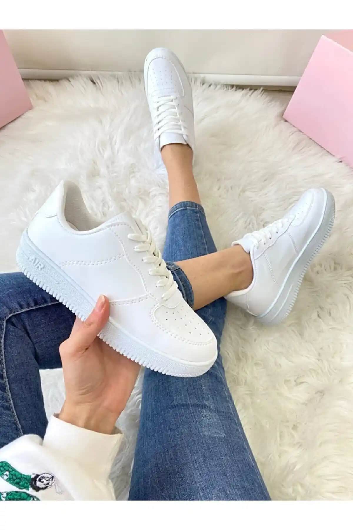 LOVİNS Beyaz Unisex Spor Sneakers: Şık ve Konforlu Günlük Ayakkabı Seçeneği