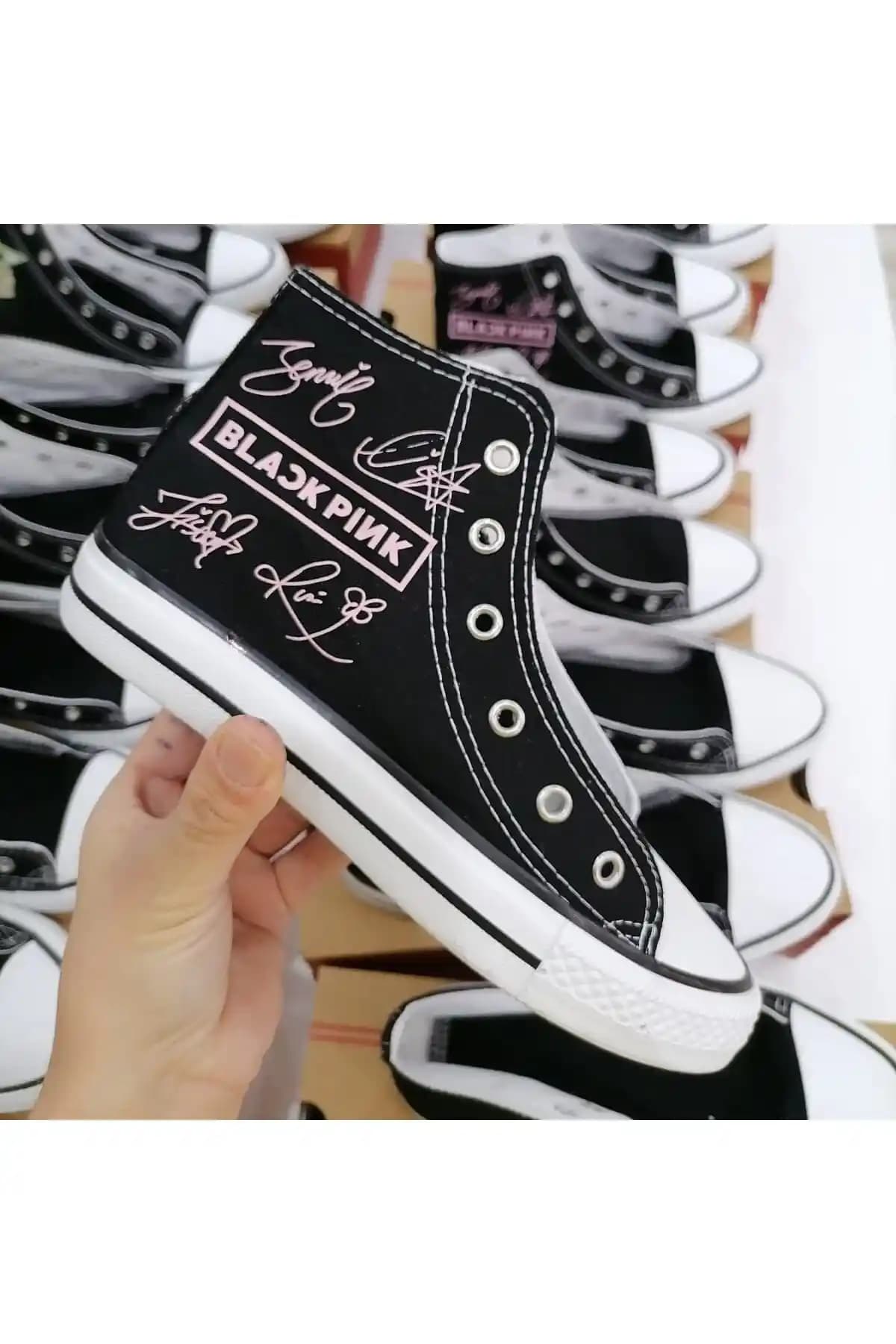 Mech Butik Siyah Baskılı Bağcıklı Spor Ayakkabısı Günlük ve Spor Amaçlı Kullanım İçin Uygun