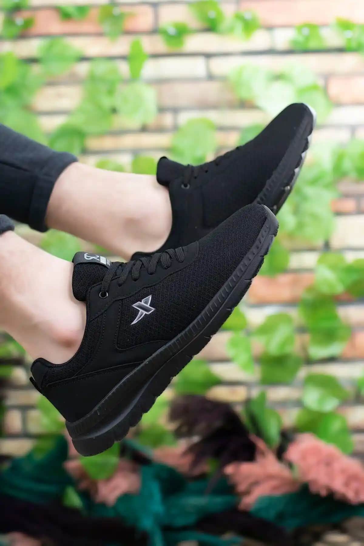 Riccon Siyah Unisex Ultra Hafif Sneaker Günlük Şıklık ve Konfor İçin Uygun