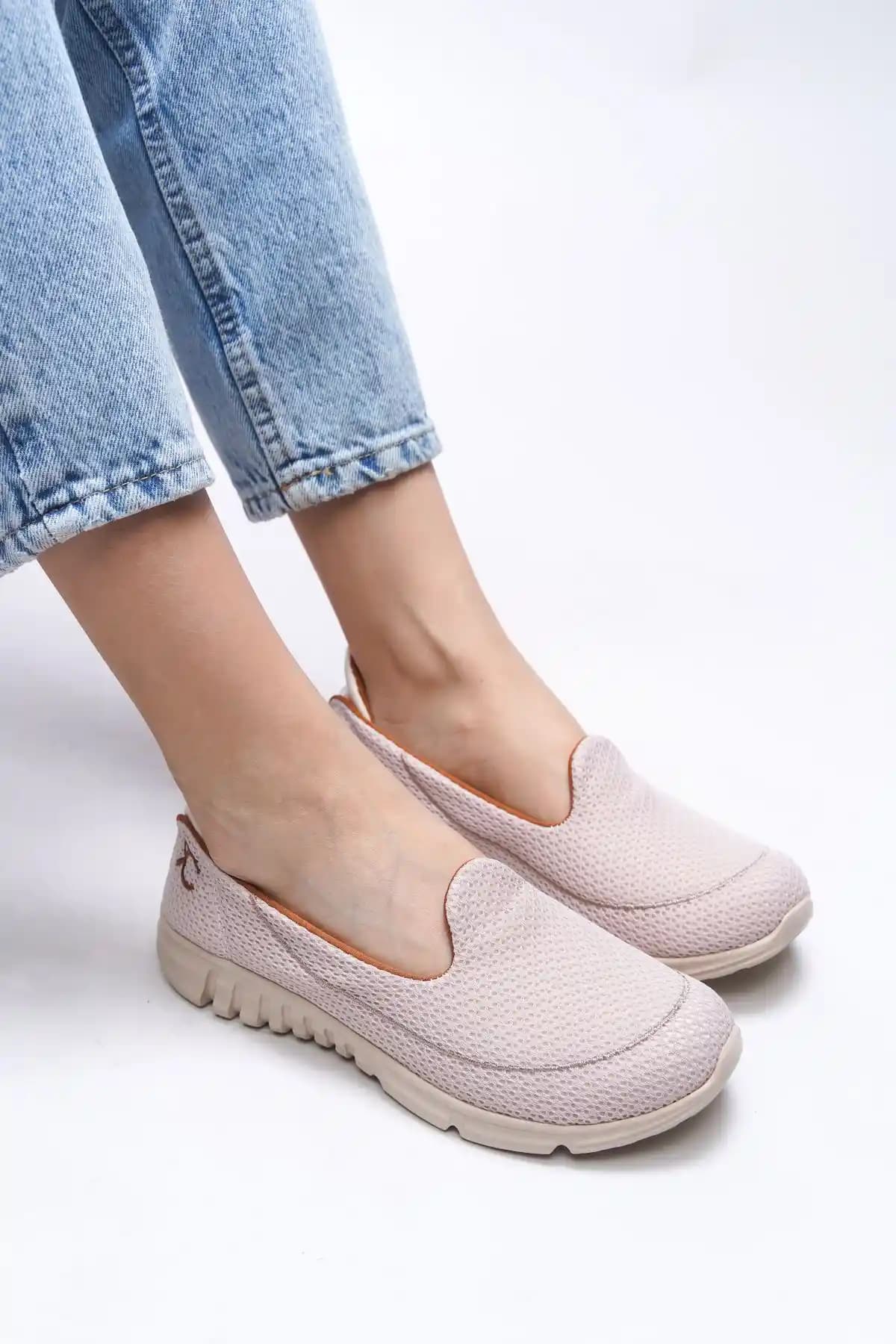 Riccon Sneaker 0012801 Bej Bej Günlük Kullanım İçin Konforlu ve Şık Spor Ayakkabı