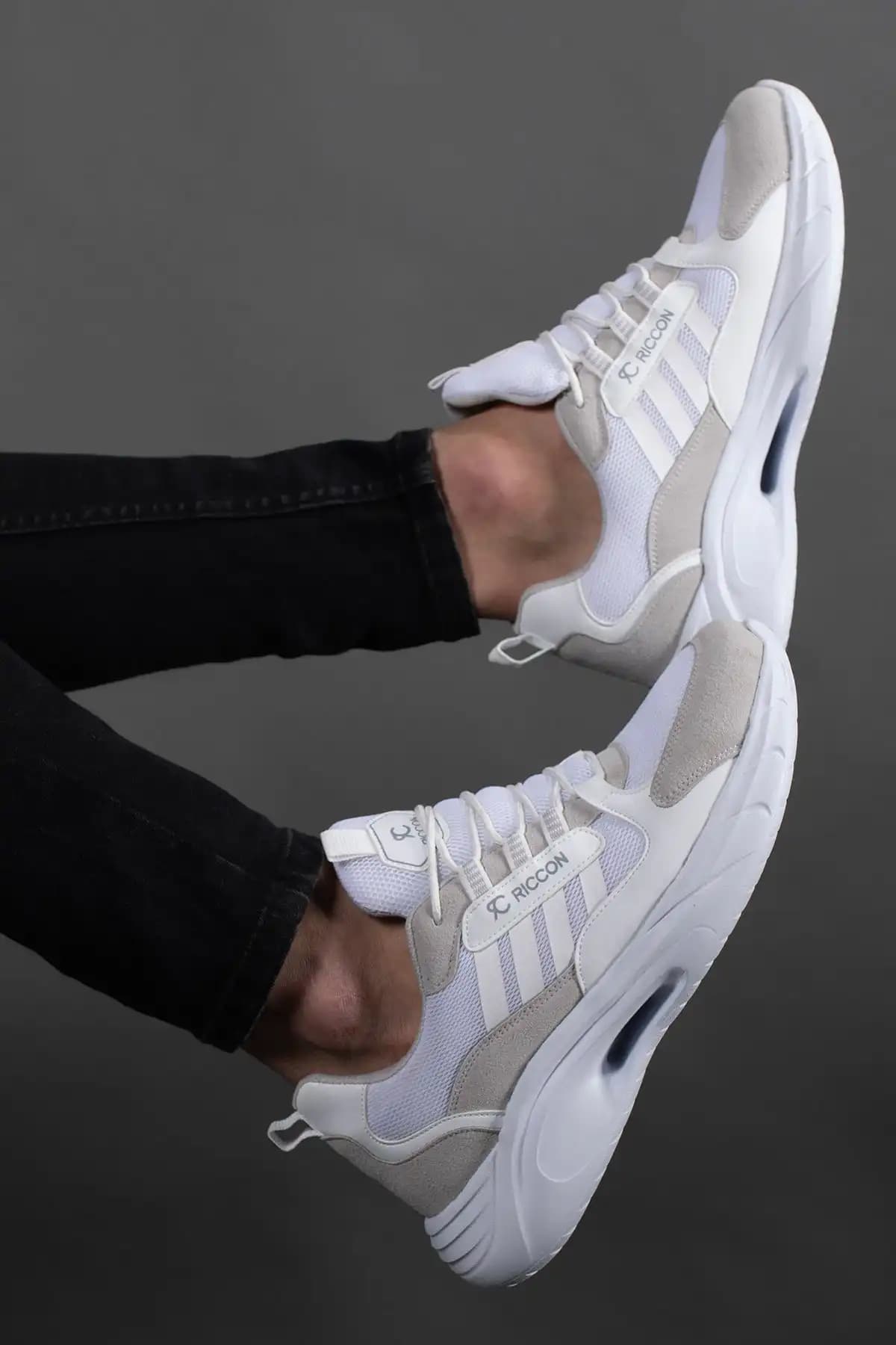 Riccon Torrine Beyaz Unisex Sneaker: Şıklık ve Konforun Modern Buluşması