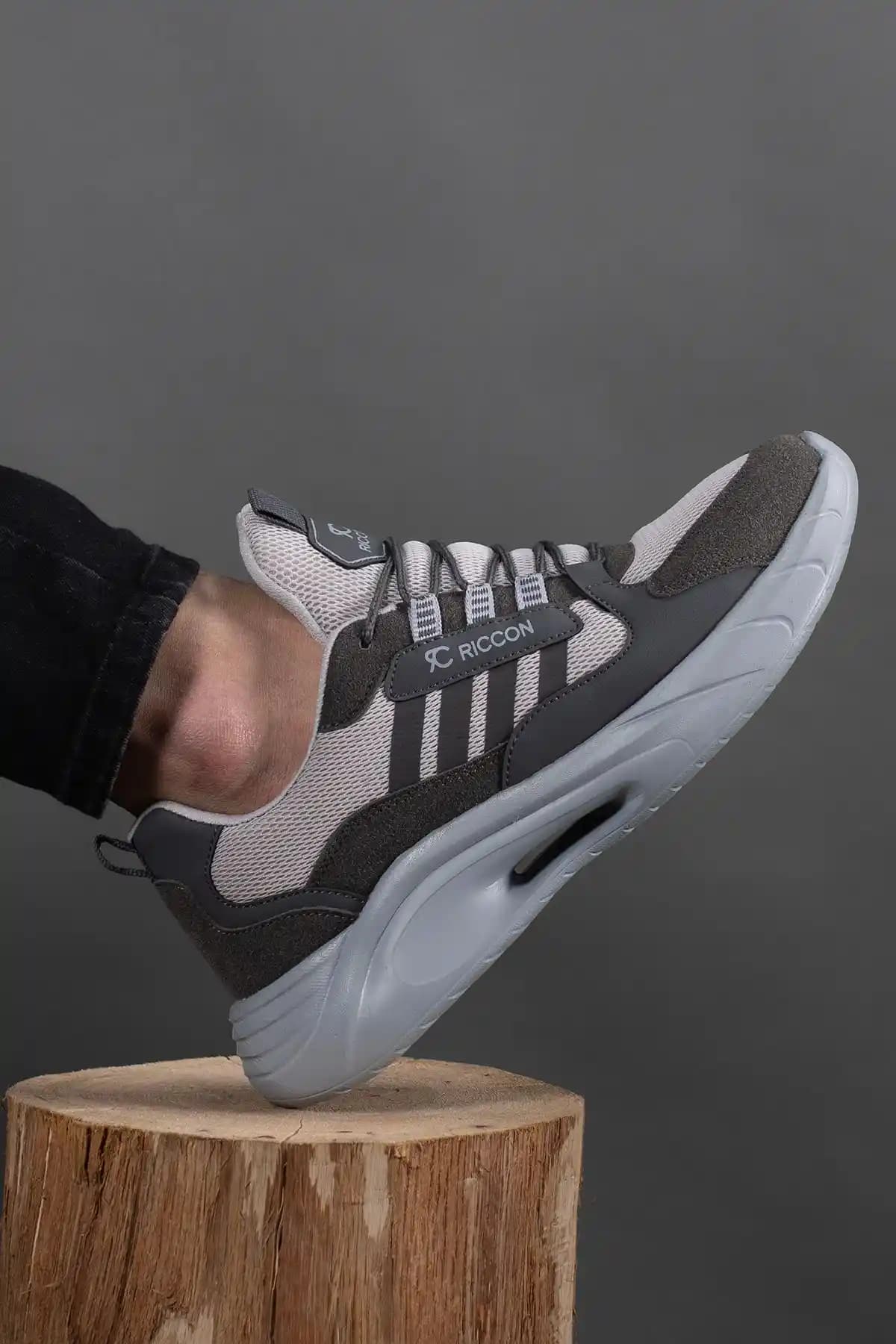 Riccon Torrine Unisex Sneaker 001293 Füme: Şıklık ve Konforun Birleştiği Günlük Spor Ayakkabısı