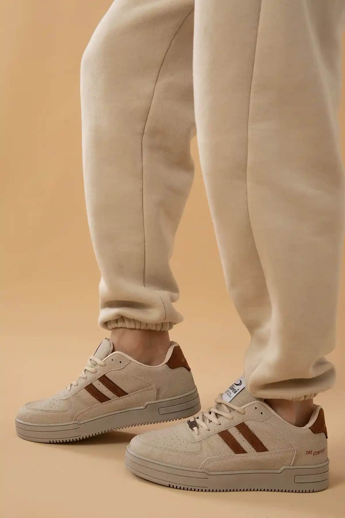 Tomsking Unisex Bej Spor Ayakkabı Günlük Rahat ve Şık Tasarım Özellikleri