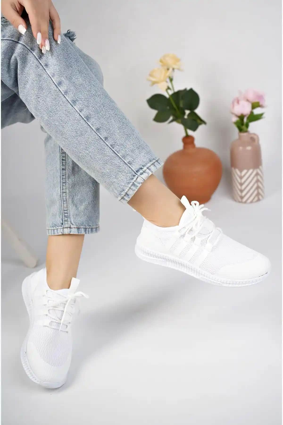 XStreet Jota Unisex Spor Ayakkabı: Şık ve Konforlu Günlük Kullanım Ayakkabısı