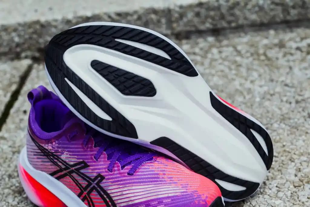 Asics Megablast, Superblast ve Sonicblast Koşu Ayakkabılarının Teknik ve Kullanıcı Analizi