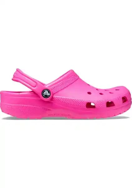 Crocs Classic Pembe Kadın Terlik: Şıklık ve Konfor Sunan Dayanıklı Yazlık Terlik