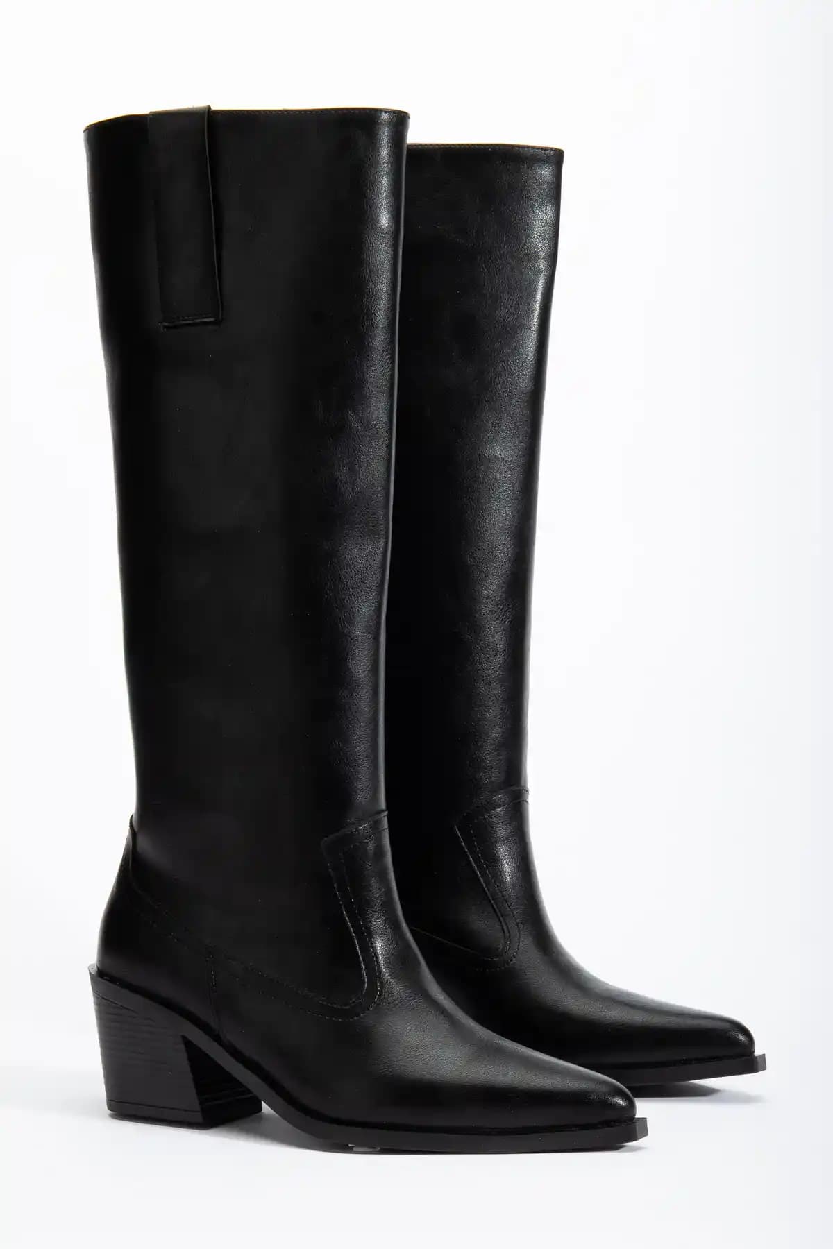 DENORA Siyah Mat Deri Düz Binici Western Kovboy Bot Çizme Özellikleri ve Kullanım Alanları