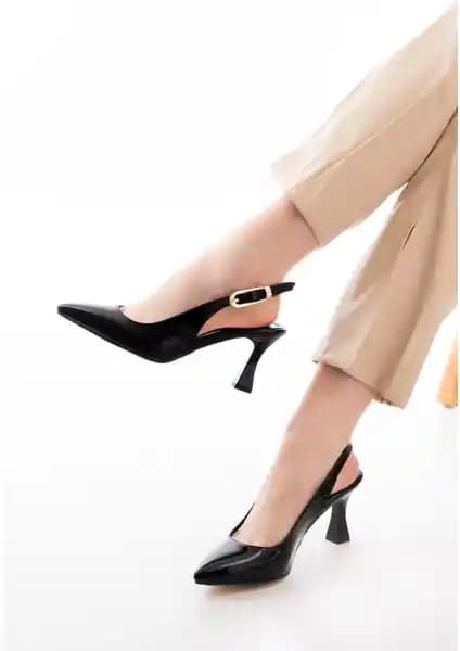 Elmando Kadın Ovis Sivri Topuklu Ayakkabı Siyah Rugan Modern ve Şık Tasarım