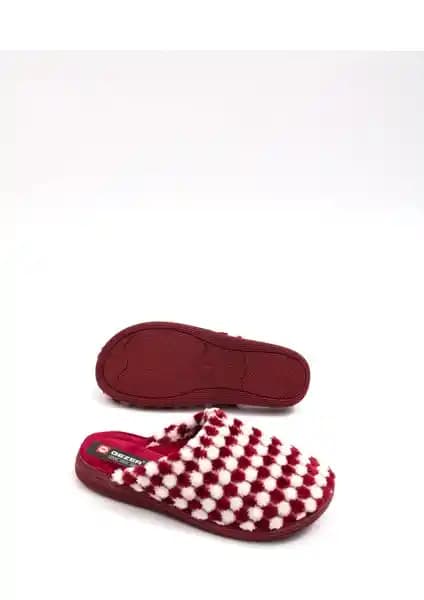 Gezer Kışlık Kadın Terlik: Şık ve Konforlu İç Mekan Kullanımı İçin Tasarlanmış