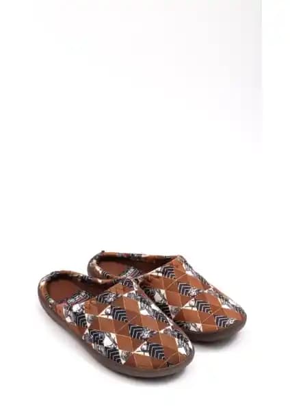 Gezer Kışlık Kadın Terlikleri: Konfor ve Şıklığı Bir Arada Sunan Dayanıklı İç Mekan Ayakkabısı