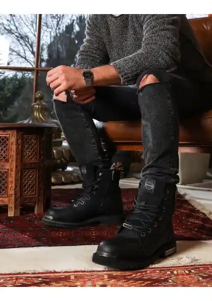 Harley Davidson Lyon Siyah Deri Bot: Şıklık ve Fonksiyonellik Bir Arada