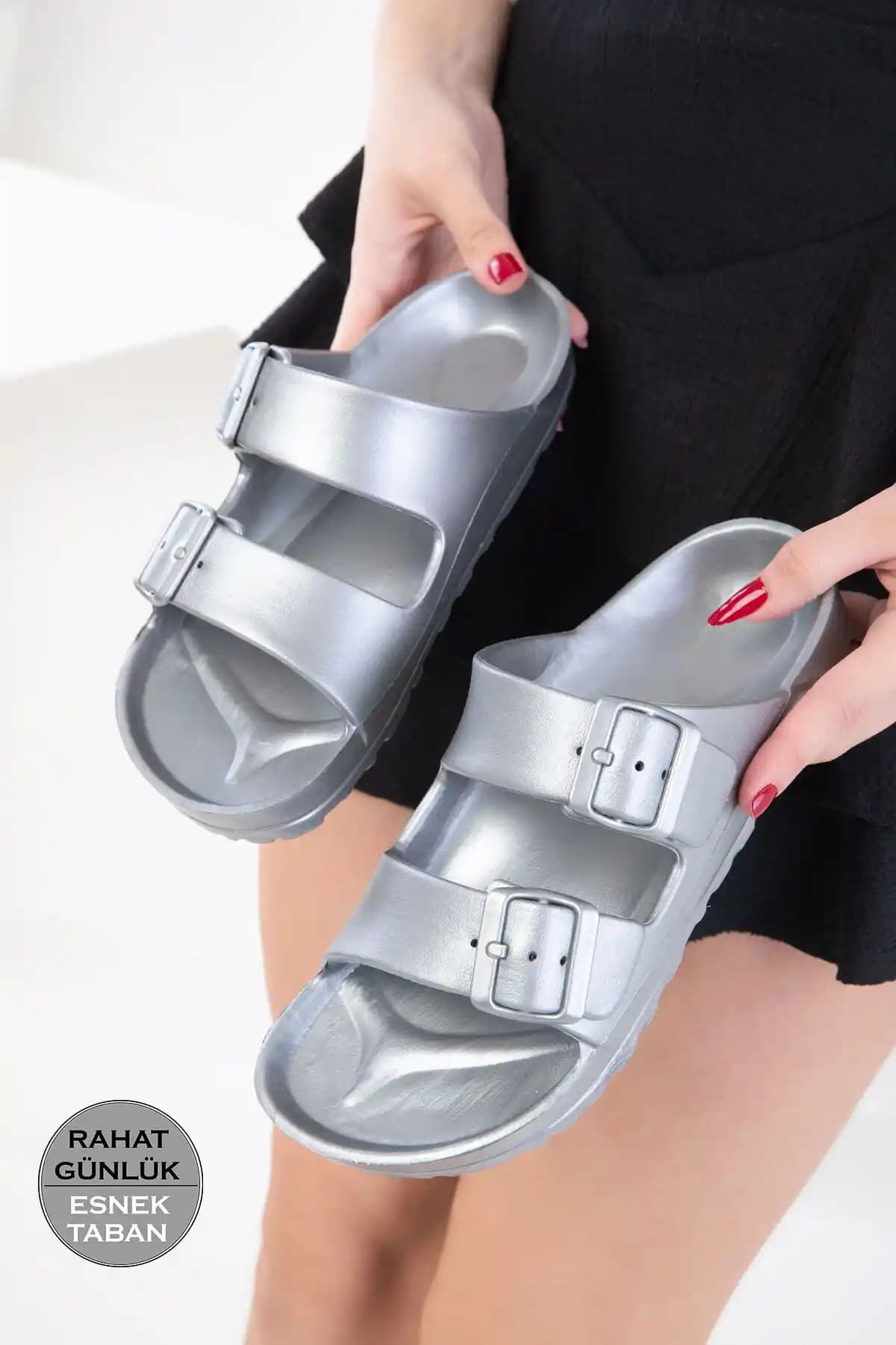 Kadın Gümüş Terlik SOHO 16179 Şık ve Konforlu Günlük Kullanım Ayakkabısı