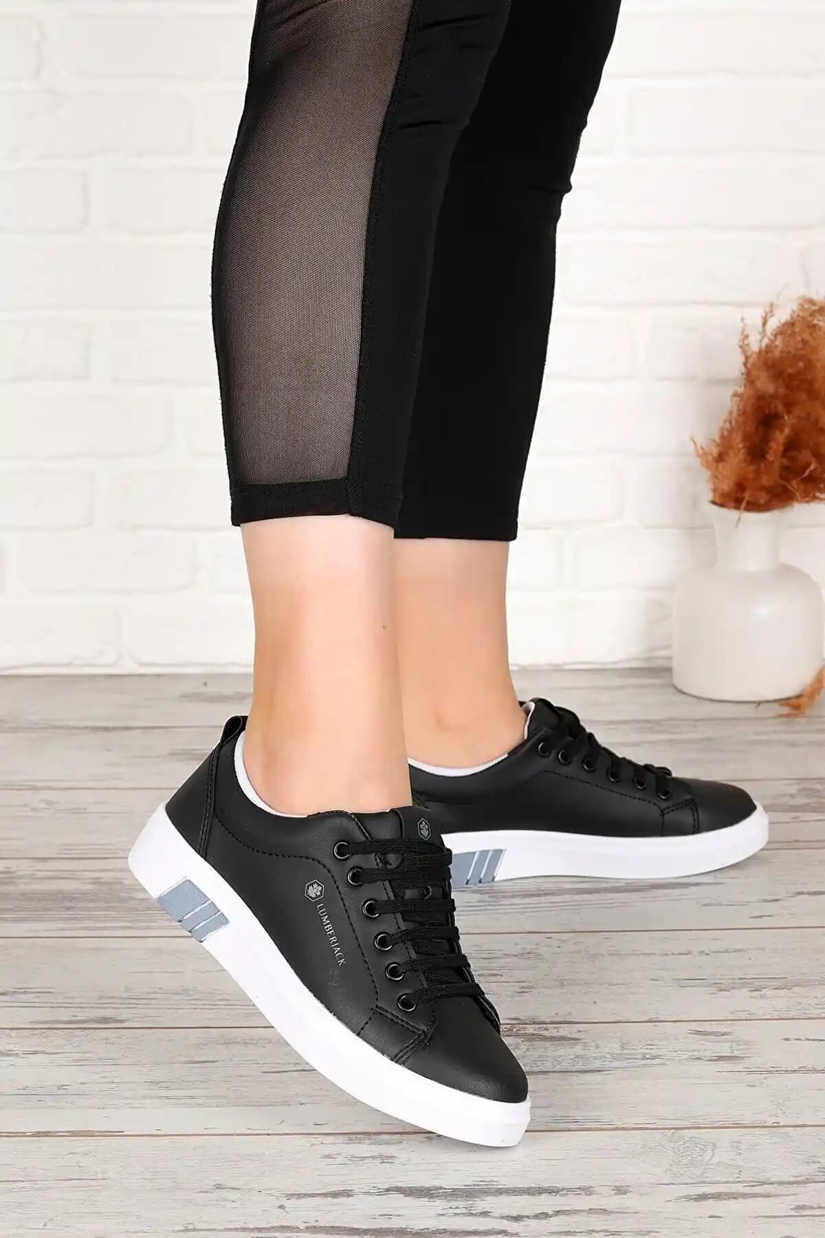 Lumberjack Tına 2pr Siyah Beyaz Günlük Konforlu ve Şık Spor Ayakkabı