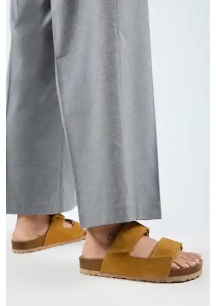 Manijero Vina Kadın Hakiki Deri Çırtlı Sarı Terlik Günlük Şıklık ve Konfor Sunar