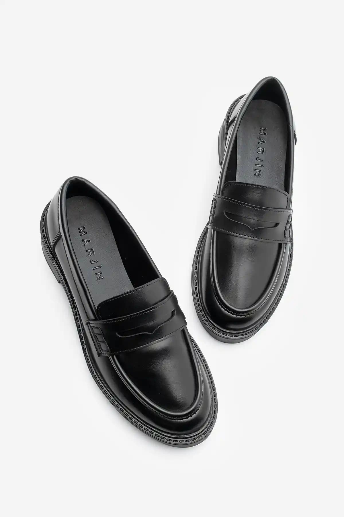 Marjin Kadın Loafer Günlük Klasik Ayakkabı: Şıklık ve Konforu Bir Arada Sunan Model