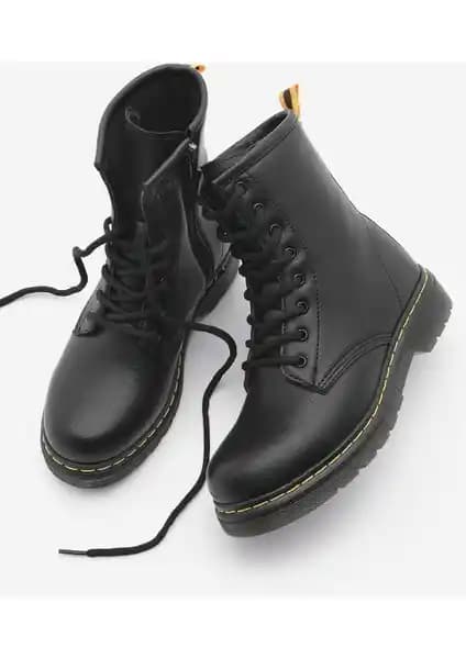 Marjin Kadın Postal Bot Kesa Şık ve Rahat Tasarımıyla Kış Aylarının Favorisi