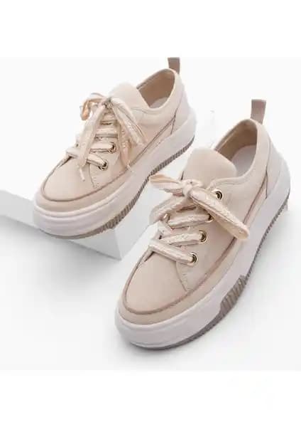 Marjin Kadın Yüksek Taban Sneaker: Şıklık ve Konfor Sunan Modern Spor Ayakkabı