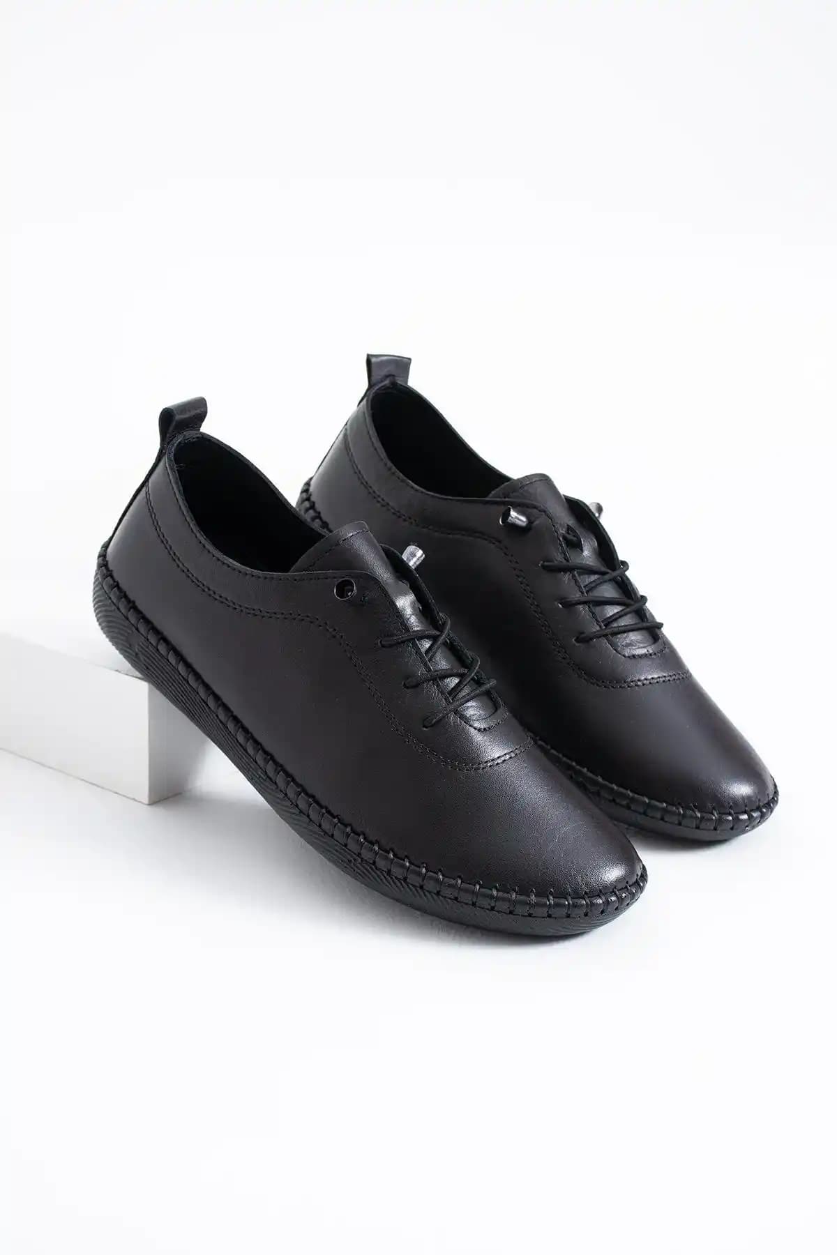 Moda Pie Hakiki Deri Kadın Ayakkabısı Şıklık ve Konfor Bir Arada Günlük Kullanım İçin