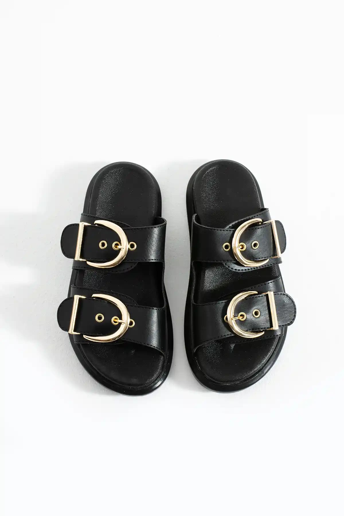 Modern Kadınlar İçin Siyah Mat Tokalı Şık ve Rahat Günlük Terlikler