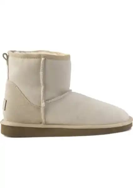 Pegia Hakiki Süet Kürk İçli Kadın Kısa Botları: Şıklık ve Konforun Birleşimi