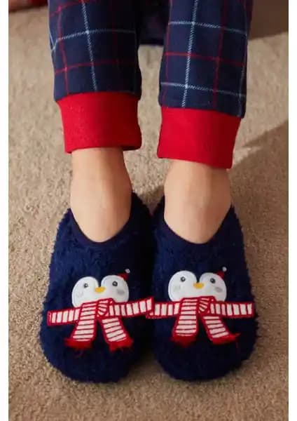 Penti Mavi Erkek Çocuk Navy Penguin Çetikleri Konfor ve Şıklık Sunar