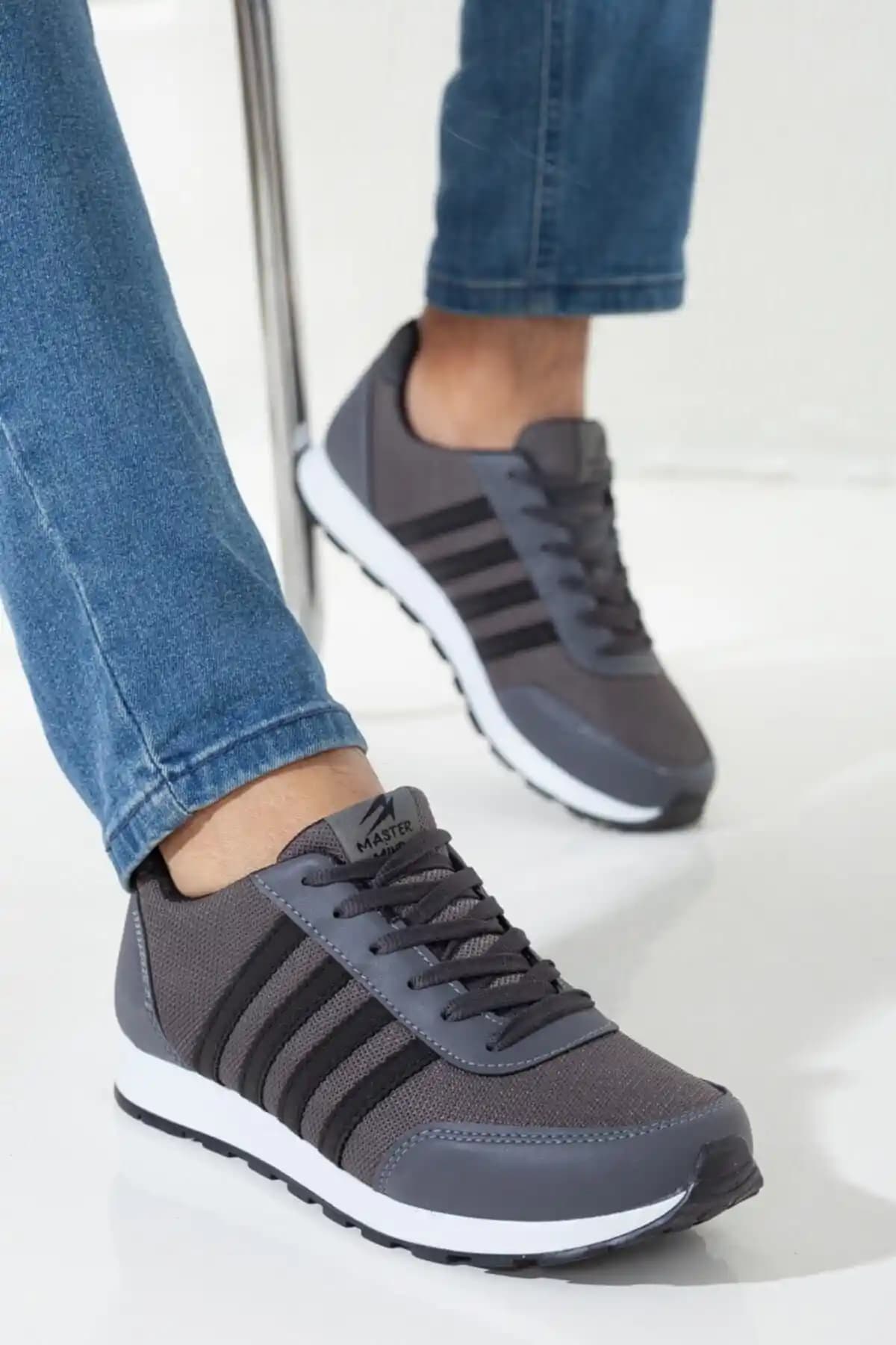 Rona Gifts Erkek Günlük Spor Ayakkabısı: Konfor ve Şıklığın Bir Arada Sunumu