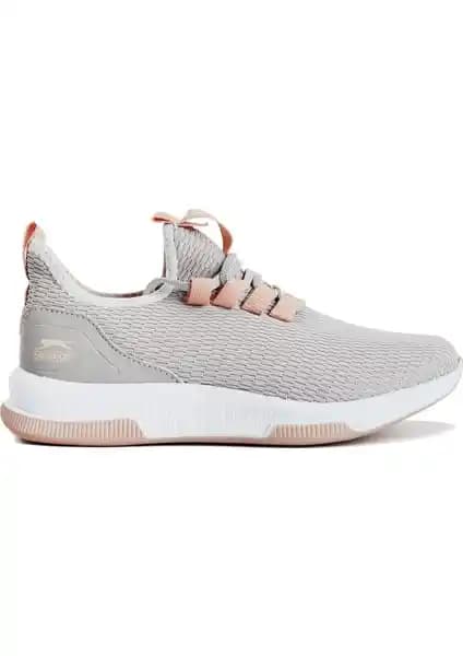 Slazenger ABENA I Kadın Sneaker: Konfor ve Şıklığın Modern Buluşması