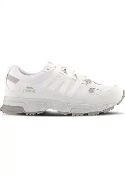 Slazenger ARASTA ANR Kadın Outdoor Spor Ayakkabısı Modern Tasarım ve Yüksek Konfor Sunar