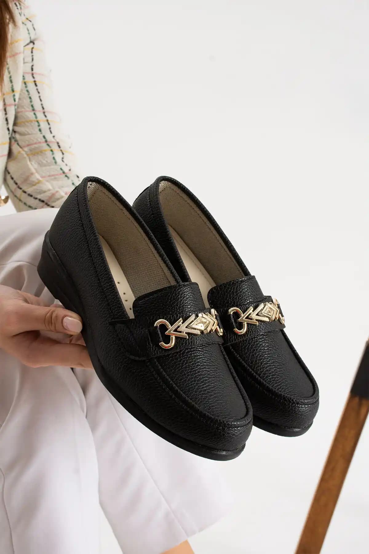 Slipcat Zincir Ortopedik Taban Kadın Babet Şıklık ve Konfor Sunan Günlük Ayakkabı