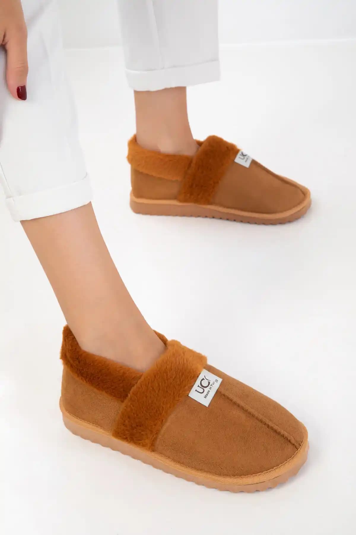 SOHO Taba Kadın Ev Botu Modern Tasarımı ve Konforuyla Günlük Kullanım İçin Uygun