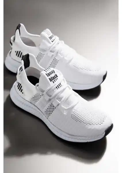 Tonny Black Spor Ayakkabı Tbıdl: Şıklık ve Konforu Bir Arada Sunan Dayanıklı Model