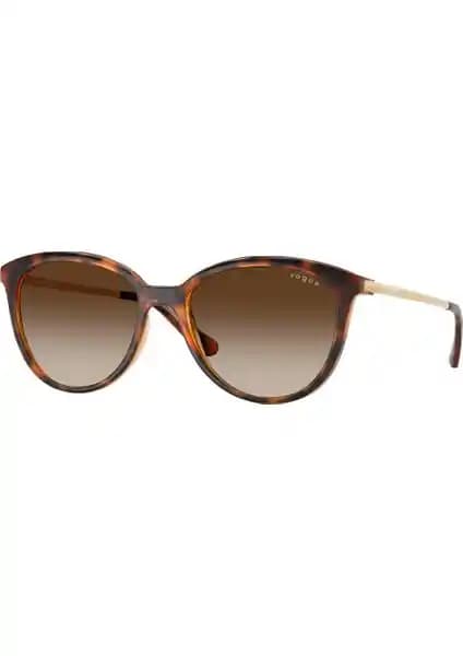 Vogue VO5647SI 53 W65613 Kadın Güneş Gözlüğü Şıklık ve Fonksiyonellik Bir Arada