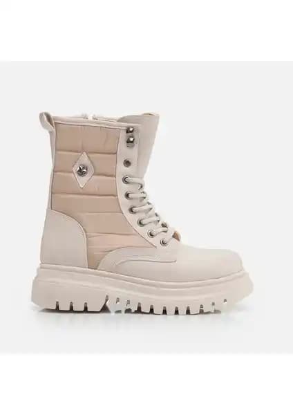 Yaya By Hotiç Bej Kan Düz Bot: Şıklık ve Konforun Mükemmel Buluşması