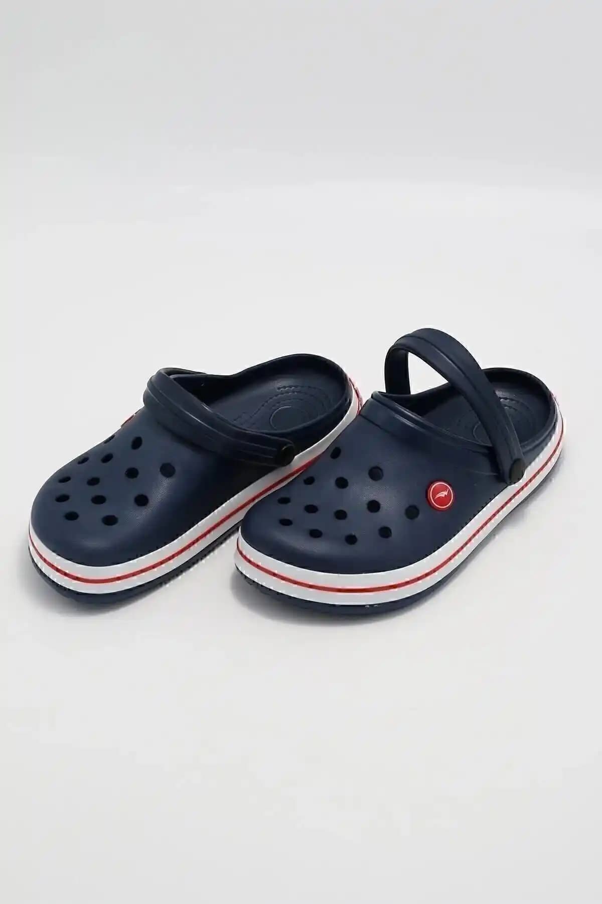 Apella Tam Ortopedik Lacivert Terlik ve Sandalet: Şıklık ve Konforun Birleşimi