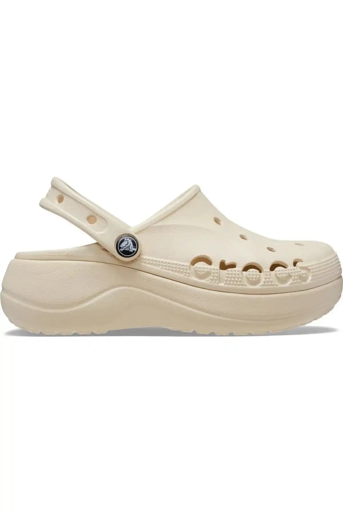 Crocs Baya Platform Clog Unisex Terlik: Rahatlık ve Şıklığın Modern Buluşması