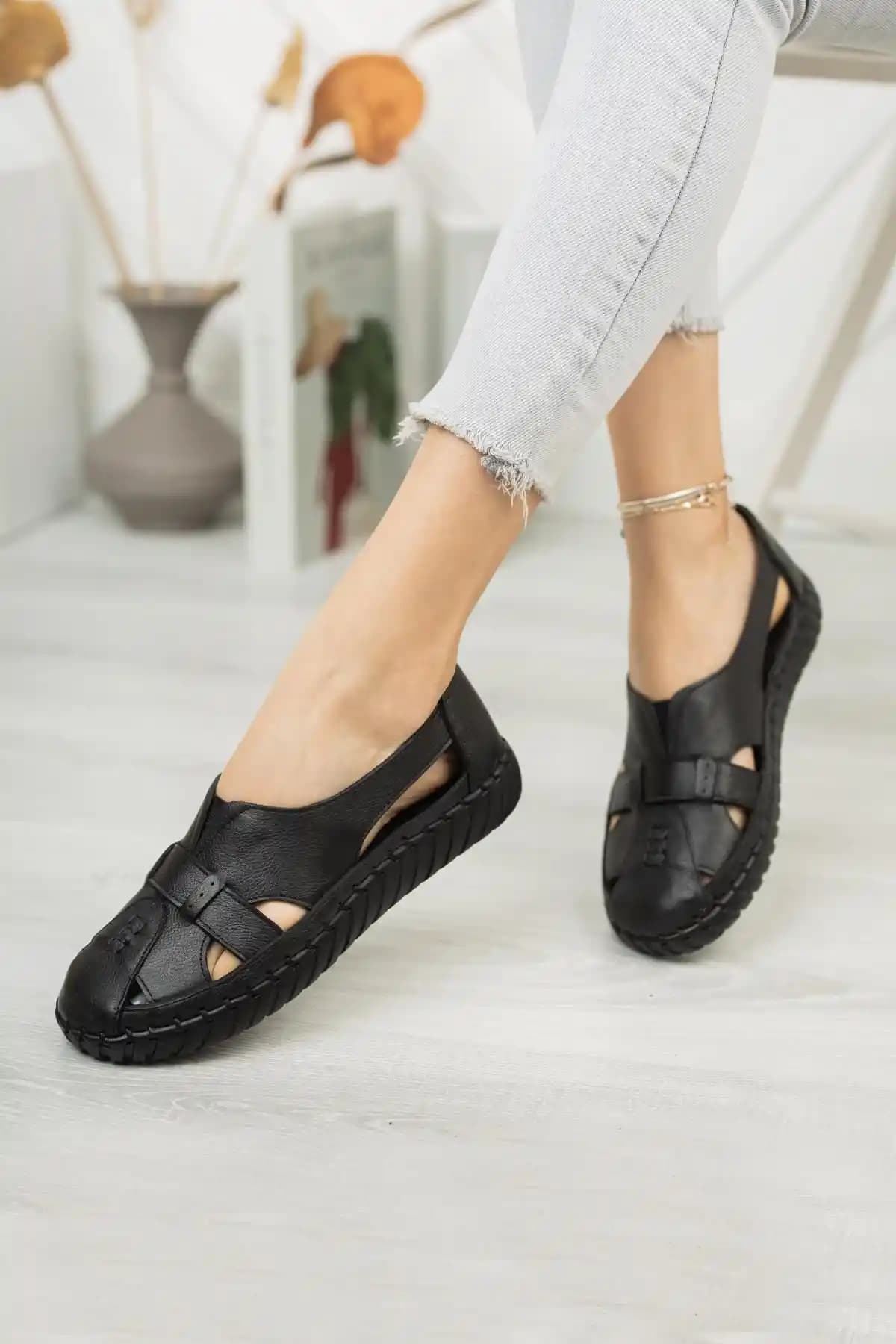 Diego Carlotti Hakiki Deri Kadın Günlük Sandalet Dd3030 Yüksek Kalite ve Konfor Sunar