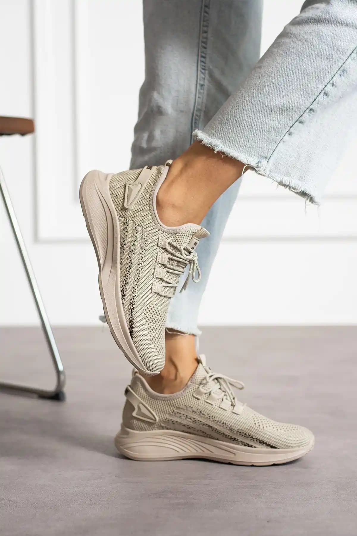 Emre Yılmaz Kadın Sneaker 0140 Şık ve Konforlu Günlük Spor Ayakkabı Türkiye Üretimi