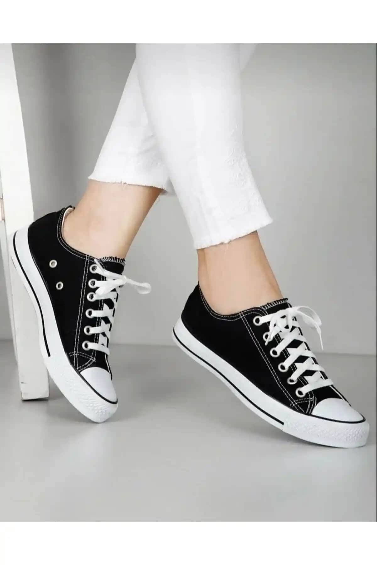 İbrahim Müslü Unisex Siyah Beyaz Keten Sneaker: Rahat ve Şık Günlük Ayakkabı Seçeneği