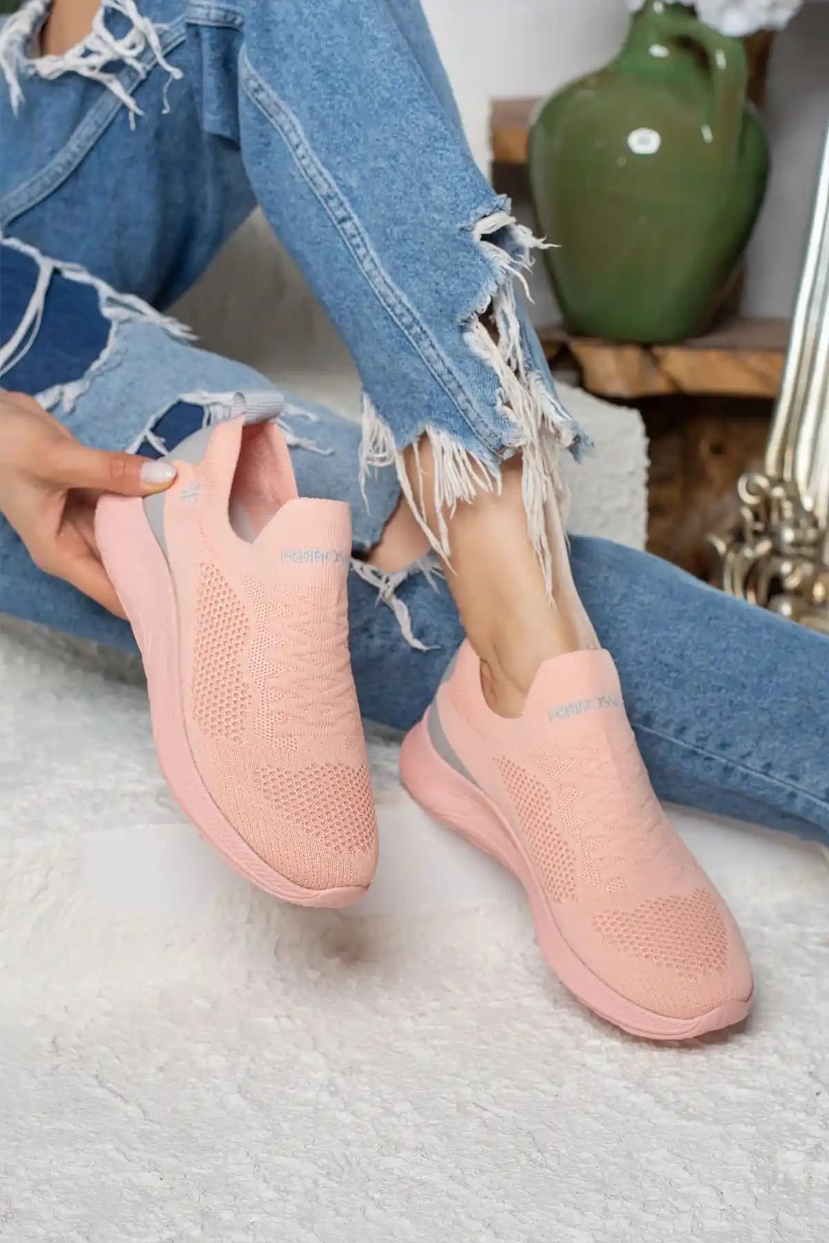 İmerShoes Günlük Unisex Pudra Sneaker: Şık ve Konforlu Spor Ayakkabı Seçenekleri