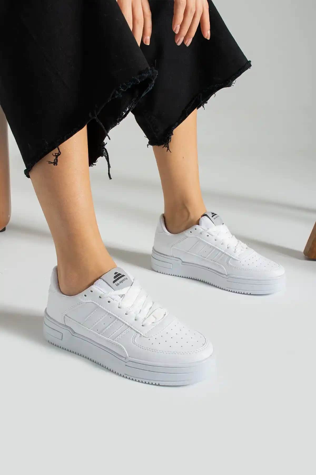 İnan Ayakkabı Insports Kadın Beyaz Sneakers Günlük ve Spor Kullanımına Uygun