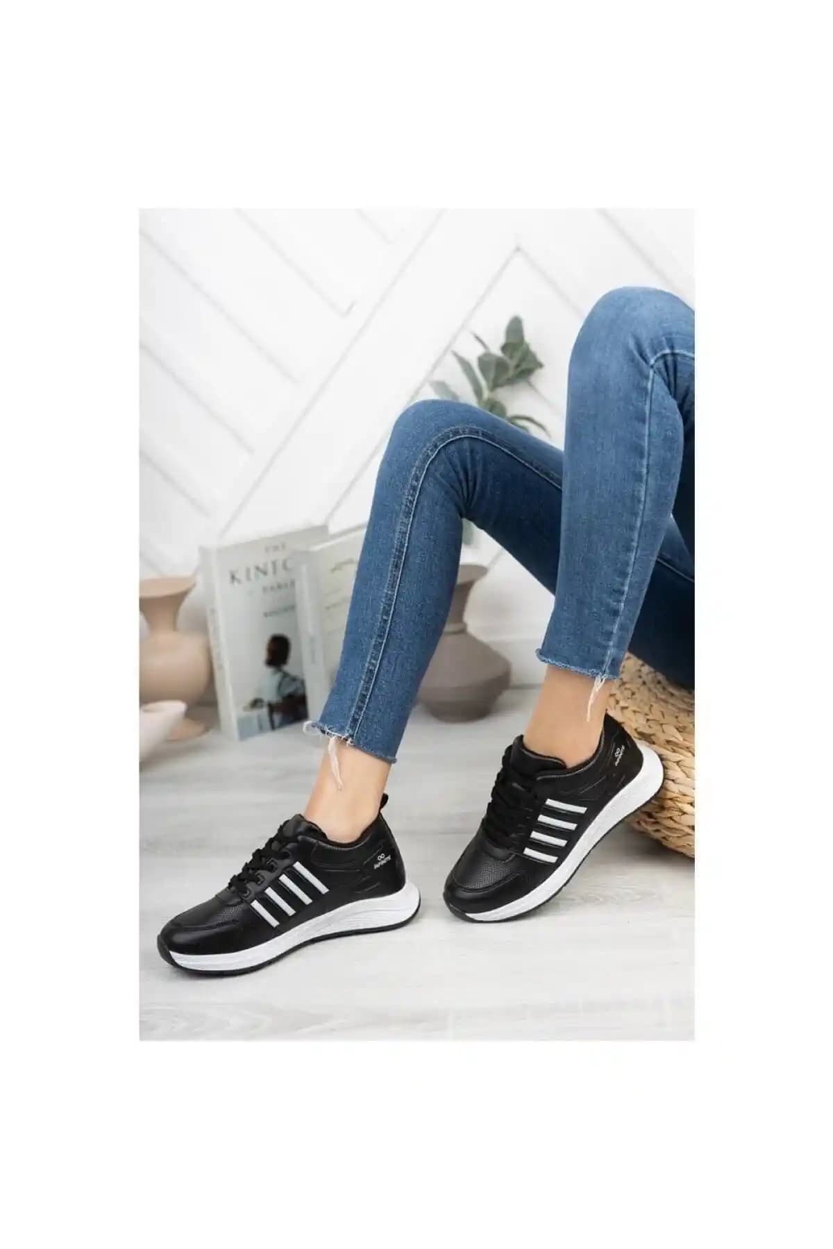 Infinite8 Kadın Erkek Günlük Sneaker Modern Tasarım ve Konfor Sunar