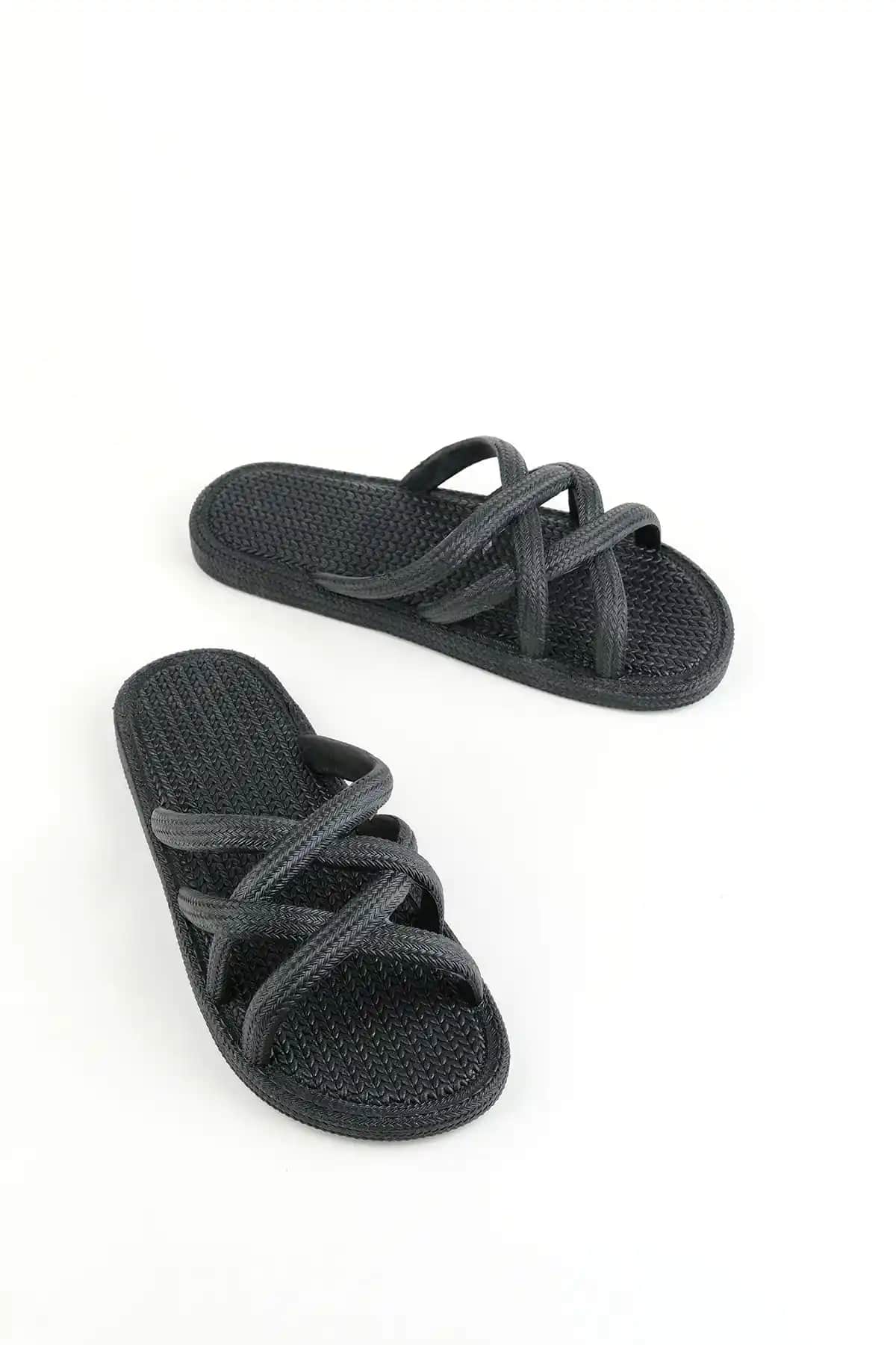 Kadın Yazlık Kaydırmaz Taban Şık ve Rahat Terlik - Hafif ve Pratik Kullanım