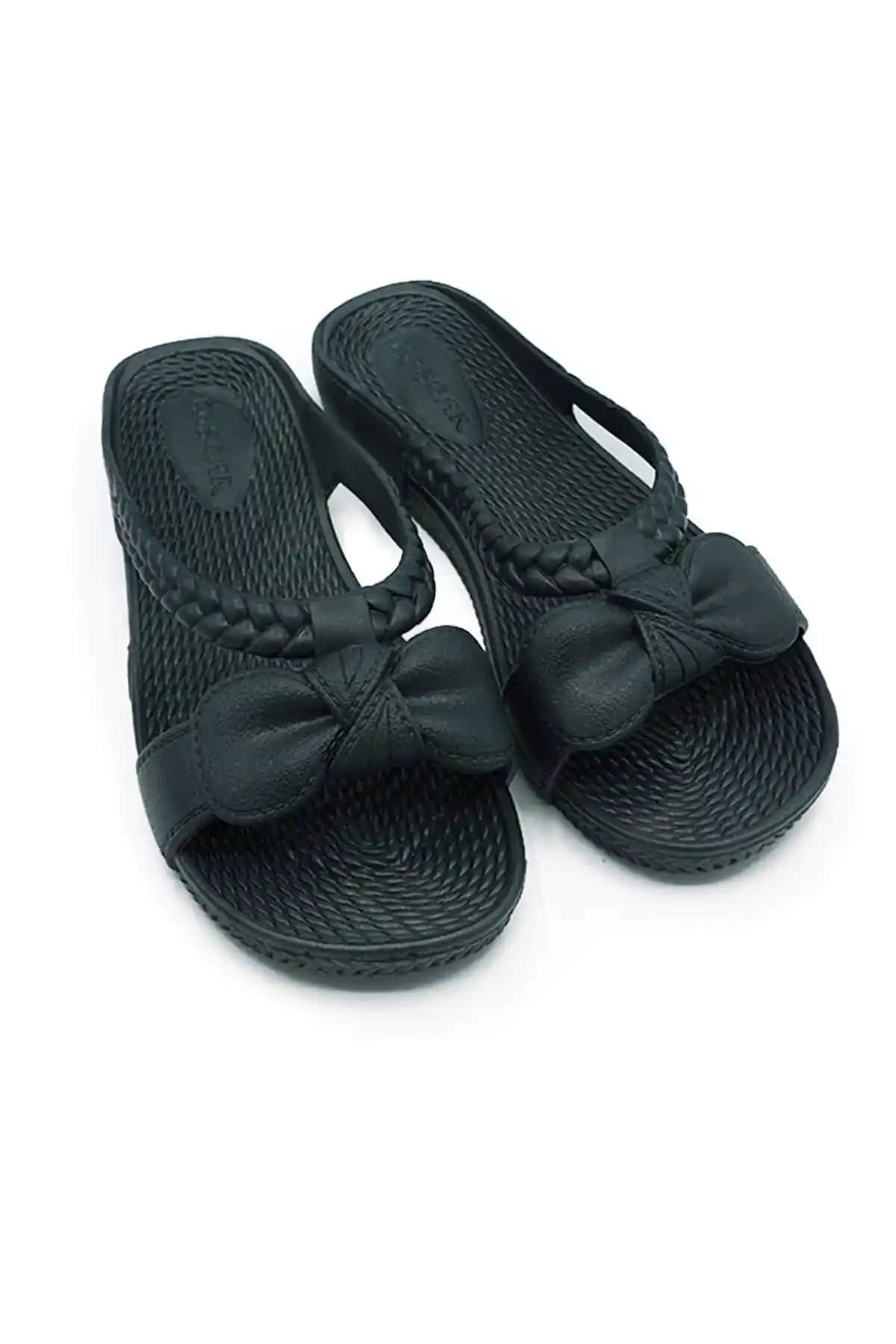 KAŞGAR Bayan Kaymaz Tabanlı Terlik: Şıklık ve Güvenlik Sunan Modern Tasarım