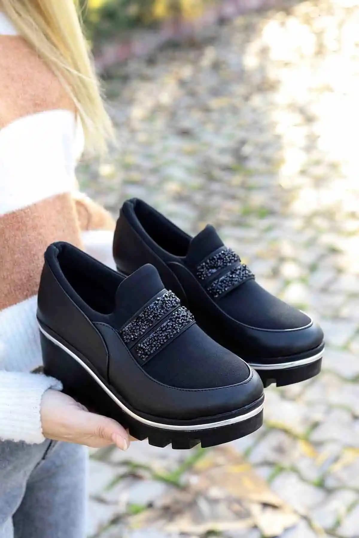 Mamito Merya Dolgu Taban Siyah Suni Deri Kadın Günlük Şık Ayakkabı