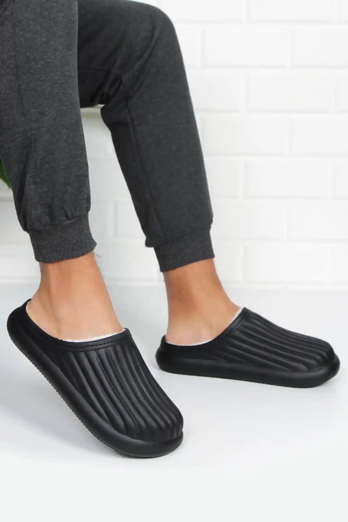 Moda Frato Flora Kapalı İç Yünlü Unisex Ev Terliği Sıcacık ve Konforlu Bir Kış Seçeneği