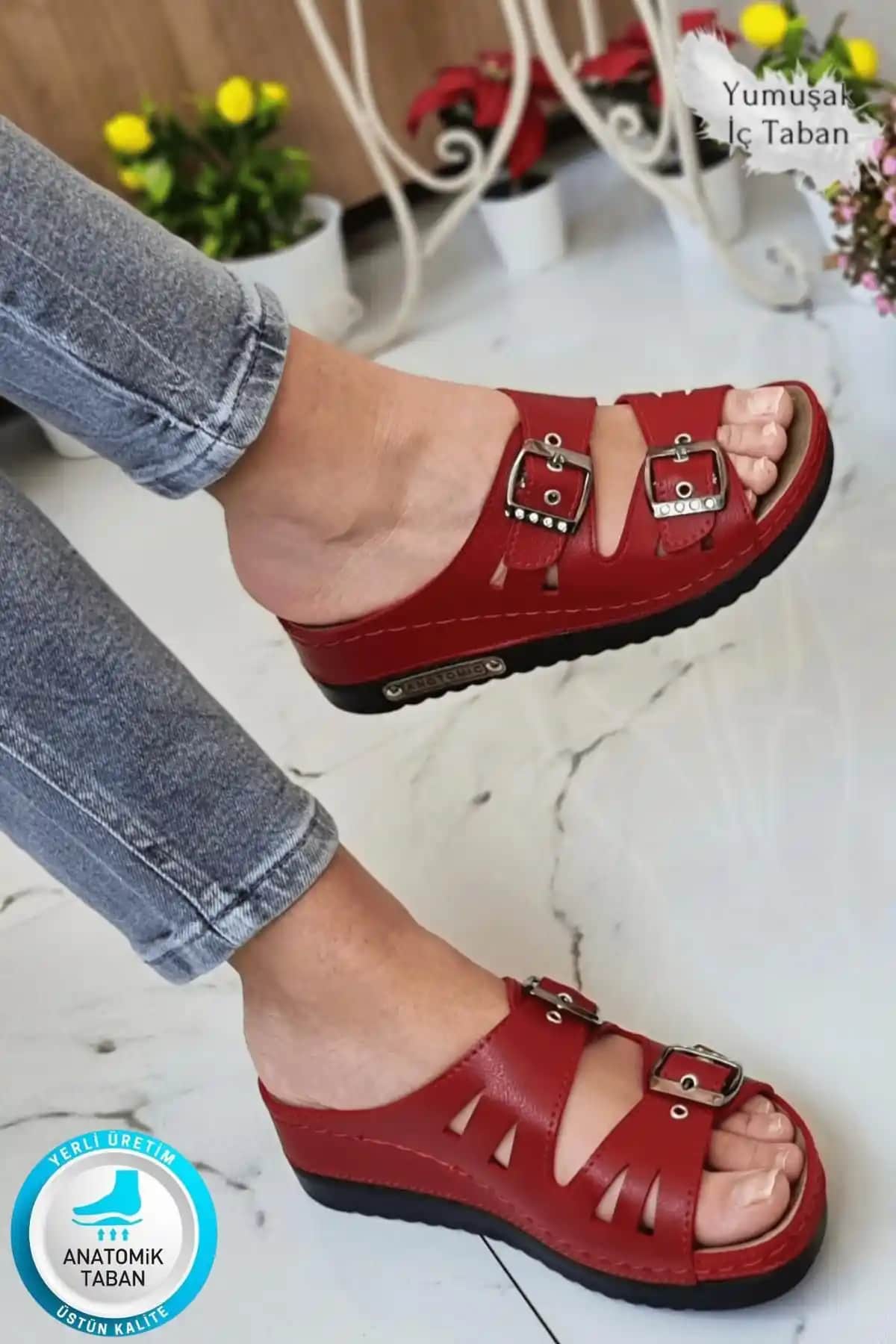 Neon Shoes Darma Kadın Günlük Terlik: Şıklık ve Konforu Bir Arada Sunar