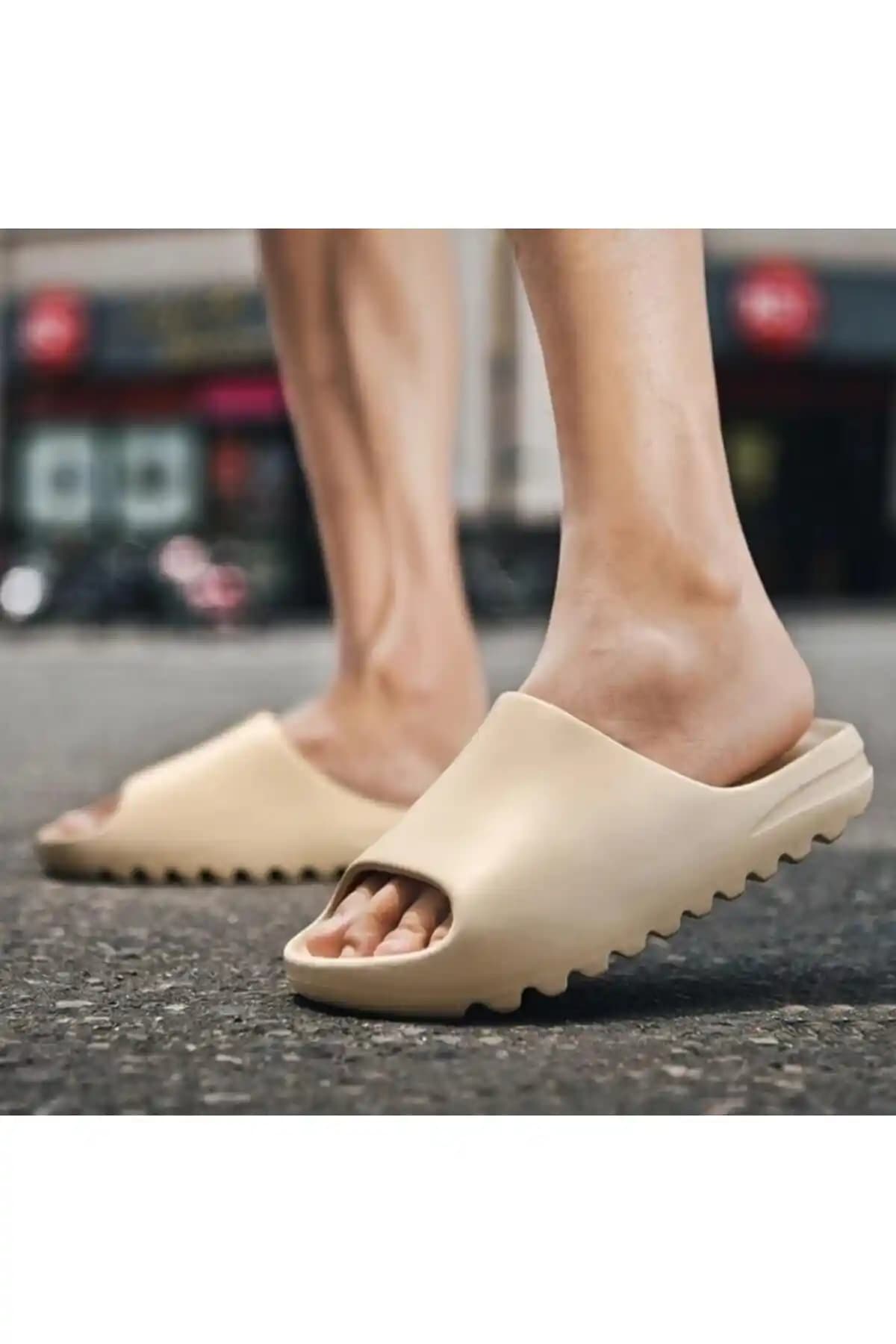 Odesa Unisex Slide Fashion Terlik: Rahat ve Şık Günlük Kullanım Ayakkabısı